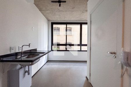 Cozinha de kitnet/studio à venda com 1 quarto, 33m² em Cerqueira César, São Paulo
