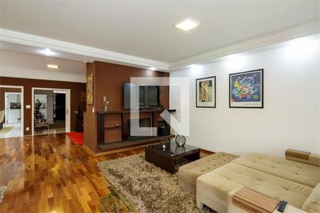 Casa à venda com 5 quartos, 510m² em Parque Colonial, São Paulo