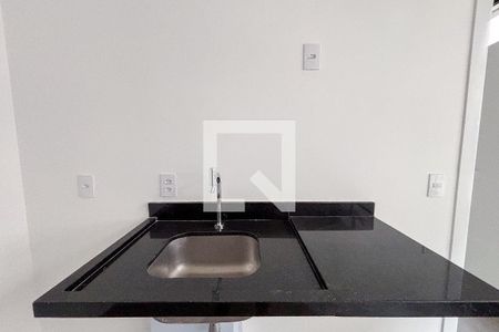 Sala/Cozinha de apartamento para alugar com 1 quarto, 24m² em Cerqueira César, São Paulo