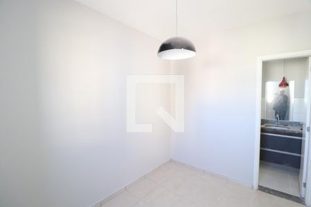 Quarto 2 - Suíte de apartamento para alugar com 2 quartos, 51m² em Shopping Park, Uberlândia