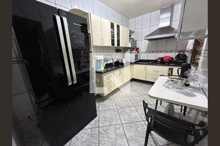 Cozinha de casa para alugar com 4 quartos, 315m² em Itapoã, Belo Horizonte