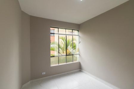 Quarto 1 de apartamento para alugar com 3 quartos, 94m² em Guaíra, Curitiba