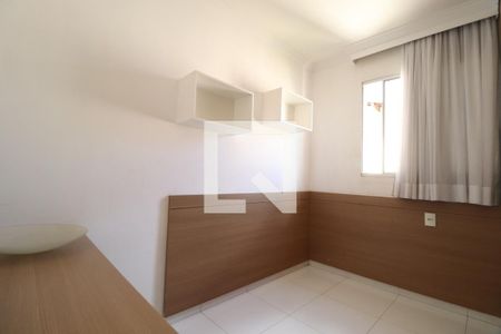 Quarto 1 de apartamento para alugar com 2 quartos, 57m² em Jaraguá, Uberlândia