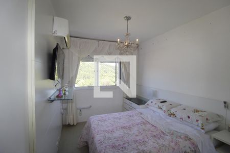 Quarto 2 de apartamento à venda com 2 quartos, 50m² em Jardim Carvalho, Porto Alegre