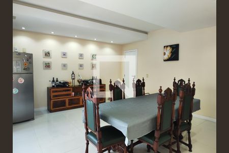 Sala de casa de condomínio para alugar com 4 quartos, 645m² em Barra da Tijuca, Rio de Janeiro