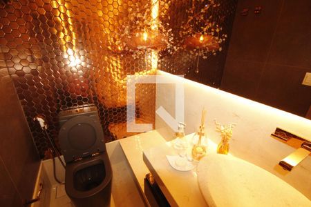 Lavabo de apartamento à venda com 4 quartos, 143m² em Funcionários, Belo Horizonte