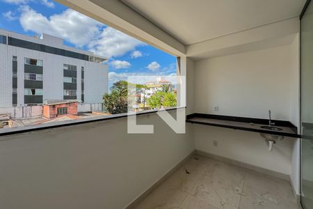 Sala de apartamento à venda com 3 quartos, 92m² em Sagrada Família, Belo Horizonte