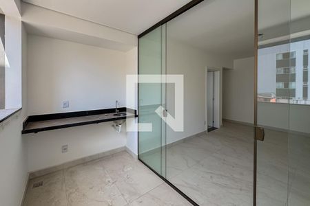 Sala de apartamento à venda com 3 quartos, 92m² em Sagrada Família, Belo Horizonte
