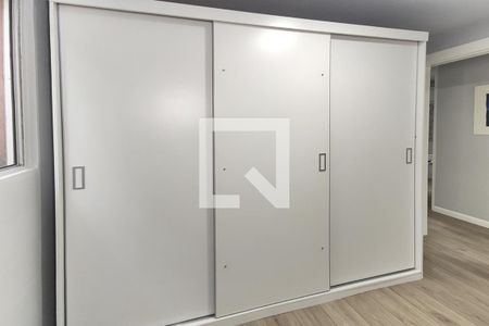 Quarto 2 de apartamento à venda com 2 quartos, 60m² em Feitoria, São Leopoldo