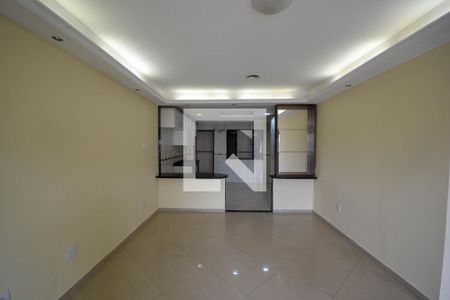 Sala de casa para alugar com 2 quartos, 225m² em Centro, Nilópolis