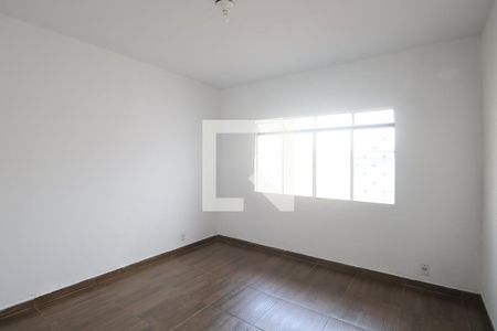 Quarto 1 de casa para alugar com 2 quartos, 106m² em Fátima, Canoas
