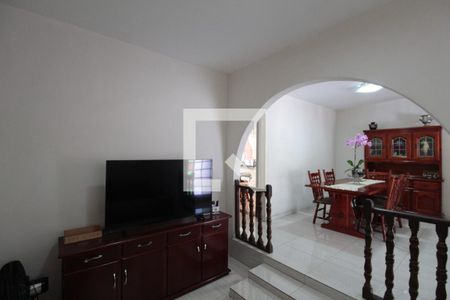 Sala de TV de casa à venda com 3 quartos, 221m² em Alípio de Melo, Belo Horizonte