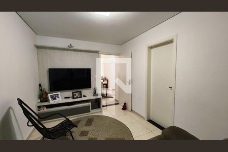 Sala de casa de condomínio à venda com 3 quartos, 155m² em Jardim Carolina, Jundiaí