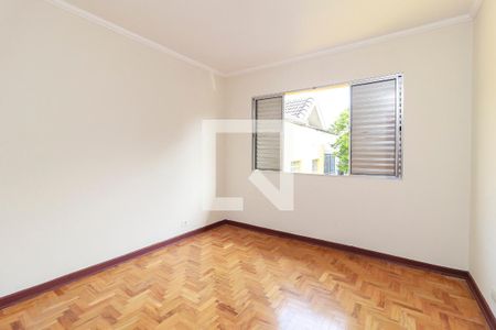 Quarto 1 de casa para alugar com 2 quartos, 137m² em Jardim Monte Azul, São Paulo