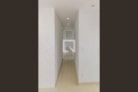 Corredor de apartamento à venda com 2 quartos, 51m² em Penha, Rio de Janeiro