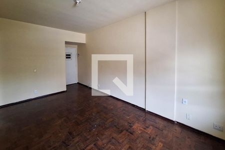 Sala de apartamento para alugar com 1 quarto, 48m² em Icaraí, Niterói