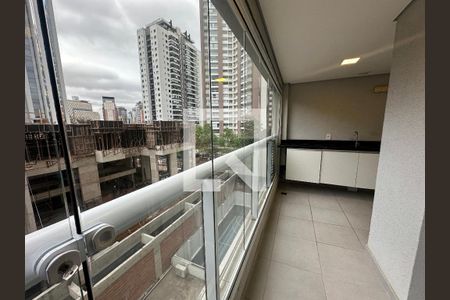 Varanda de apartamento para alugar com 2 quartos, 67m² em Empresarial 18 do Forte, Barueri