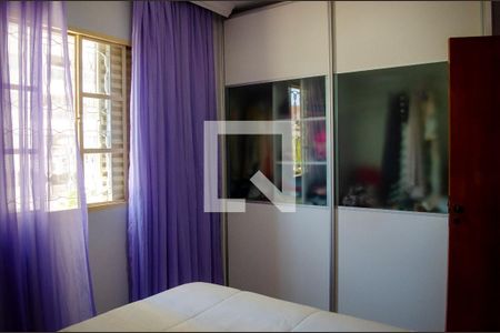 Quarto de apartamento para alugar com 3 quartos, 98m² em Jardim Goiás, Goiânia
