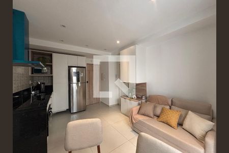 Sala/Cozinha de apartamento à venda com 1 quarto, 58m² em Copacabana, Rio de Janeiro