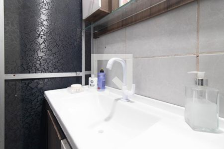 Banheiro  - Casa 1 de casa à venda com 2 quartos, 64m² em Santo Antônio, Porto Alegre