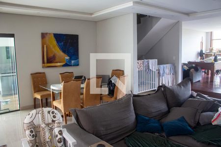 Sala de casa para alugar com 3 quartos, 450m² em Suissa, Ribeirão Pires