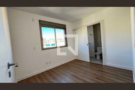 Apartamento à venda com 4 quartos, 136m² em Cruzeiro, Belo Horizonte