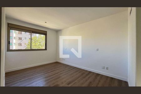 Apartamento à venda com 4 quartos, 136m² em Cruzeiro, Belo Horizonte