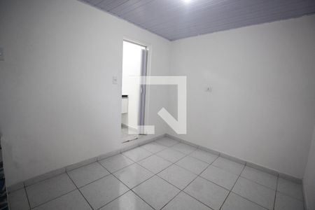 Sala de casa para alugar com 2 quartos, 100m² em Jardim Santo Antonio, São Paulo
