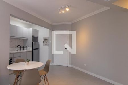 Sala de apartamento para alugar com 2 quartos, 53m² em Bigorrilho, Curitiba