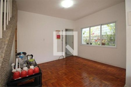 Casa à venda com 3 quartos, 157m² em Campo Belo, São Paulo