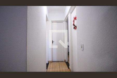 Corredor de apartamento para alugar com 3 quartos, 60m² em Vila Formosa, São Paulo