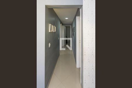 Corredor de apartamento à venda com 3 quartos, 86m² em Vila da Penha, Rio de Janeiro