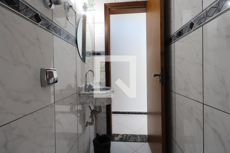Lavabo de casa para alugar com 3 quartos, 220m² em Vila Matilde, São Paulo