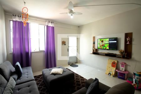 Sala de casa para alugar com 3 quartos, 144m² em Colubandê, São Gonçalo