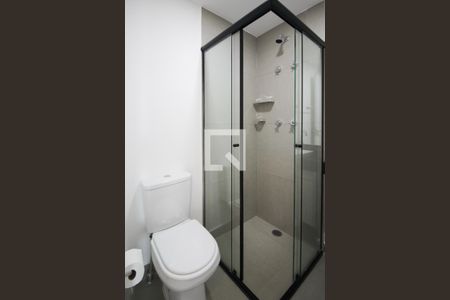 Banheiro de kitnet/studio à venda com 1 quarto, 24m² em Vila Olímpia, São Paulo