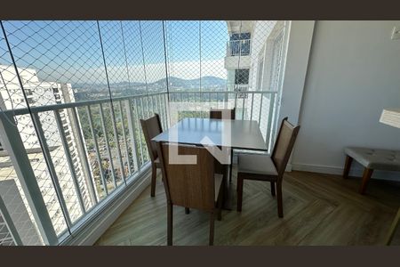 Varanda de apartamento para alugar com 2 quartos, 48m² em Alphaville Empresarial, Barueri