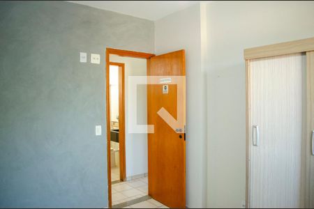 Quarto 1 de apartamento para alugar com 3 quartos, 80m² em Setor Leste Universitário, Goiânia