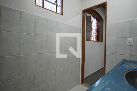 Cozinha de casa para alugar com 1 quarto, 43m² em Guará, Brasília