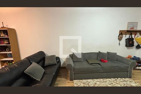 Sala de casa para alugar com 3 quartos, 230m² em Vila Pires, Santo André