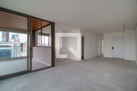 Apartamento à venda com 2 quartos, 134m² em Itaim Bibi, São Paulo