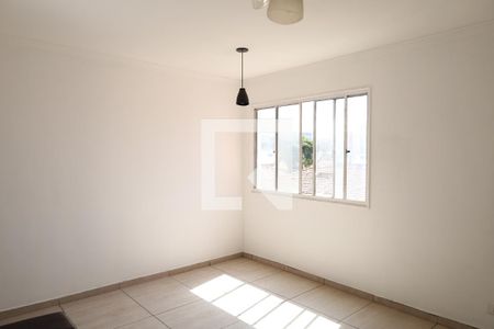 Sala de apartamento à venda com 3 quartos, 75m² em Jardim Ubirajara, São Paulo