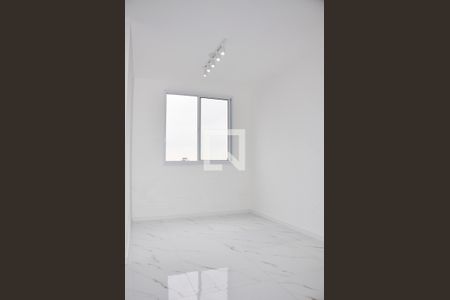 Detalhe - Sala e Sala de Jantar de apartamento para alugar com 2 quartos, 40m² em Vila Brasilandia, São Paulo