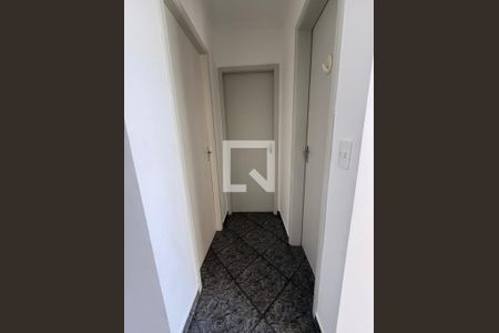 Corredor de apartamento à venda com 2 quartos, 68m² em Jardim Henriqueta, Taboão da Serra