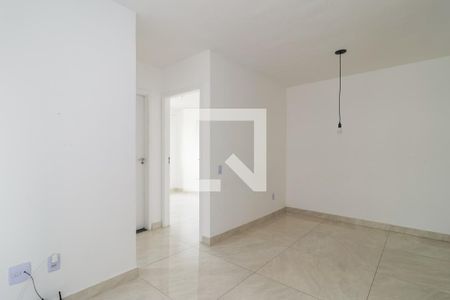 Sala de apartamento para alugar com 2 quartos, 43m² em Jardim Paris, São Paulo