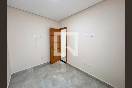 Quarto 1 de casa para alugar com 2 quartos, 60m² em Cidade Jardim Cumbica, Guarulhos