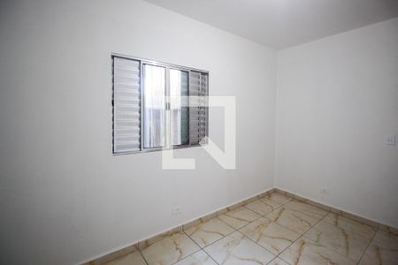 Quarto 2 de casa para alugar com 2 quartos, 68m² em Parque Ipe, São Paulo