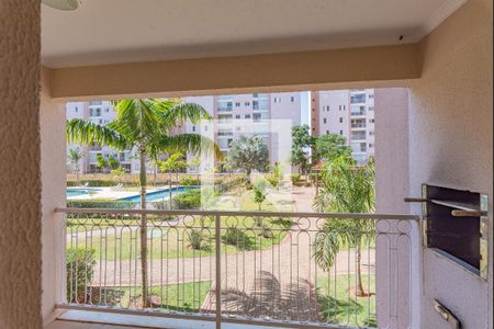 Sacada da Sala de apartamento para alugar com 3 quartos, 76m² em Jardim São Vicente, Campinas