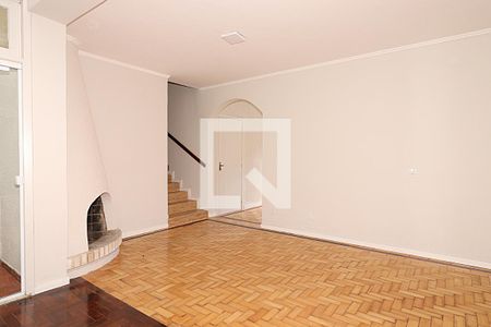 Sala de estar de casa para alugar com 4 quartos, 370m² em Chácara das Pedras, Porto Alegre