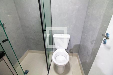 Banheiro de kitnet/studio à venda com 1 quarto, 28m² em Jardim das Acacias, São Paulo