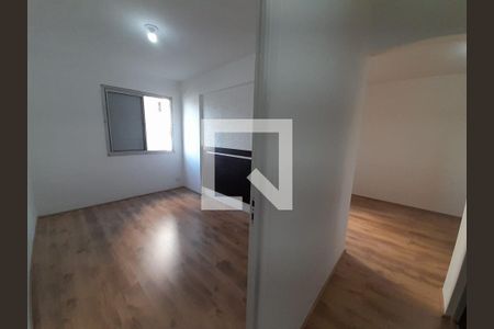 Corredor de apartamento para alugar com 2 quartos, 57m² em Vila Emir, São Paulo